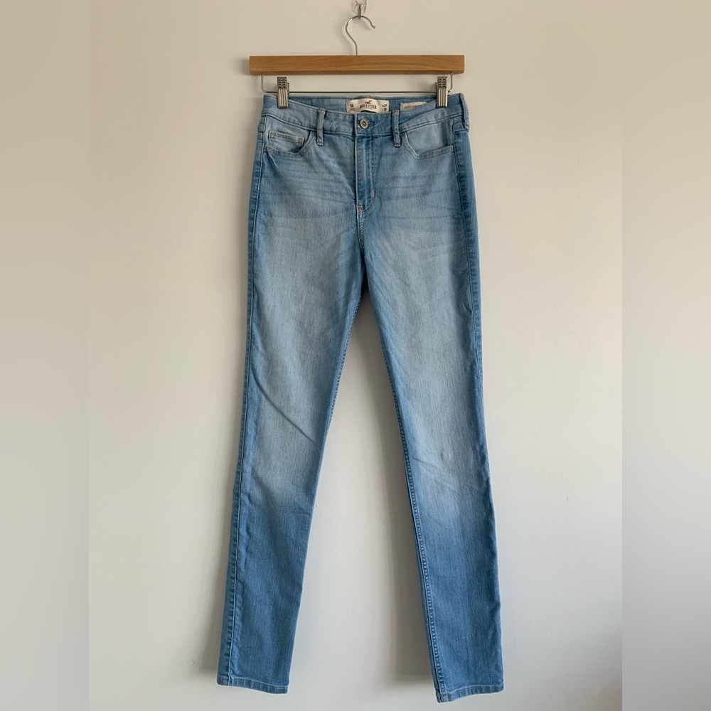 Hollister High Rise Super Skinny Jeans